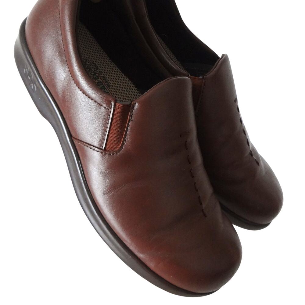 SAS Viva Slip on Loafer Brown Leather Tripad Comfort Casual Womens 7.5 Round Toe